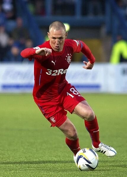 Rangers Kenny Miller in Action at Palmerston Park: Scottish Championship Match vs Queen of the South (Scottish Cup Winners 2003)