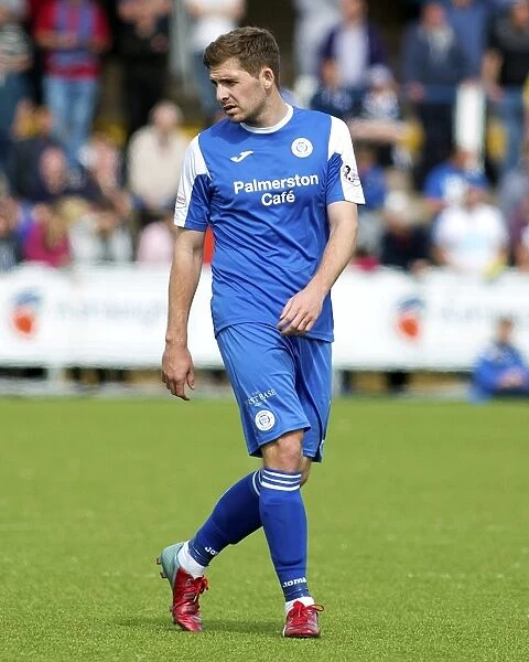 Rangers Kyle Hutton in Action at Palmerston Park: Queen of the South vs Rangers, Ladbrokes Championship