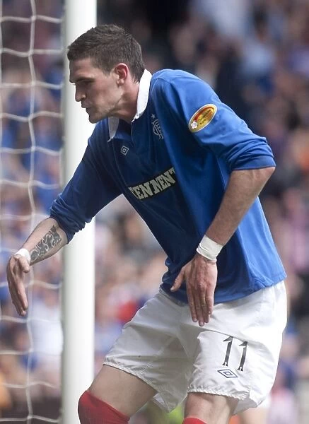 Rangers Kyle Lafferty: Double Goal Delight in Rangers 4-0 SPL Victory Over Heart of Midlothian at Ibrox