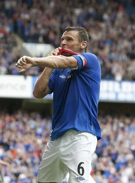 Rangers Lee McCulloch: A Heartfelt Moment - Emotional Goal Celebration in Rangers 5-1 Victory over Elgin City