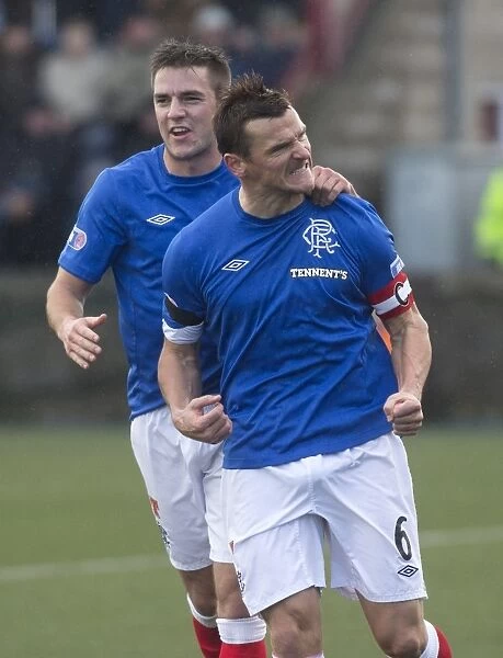 Rangers Lee McCulloch Scores Penalty: East Stirlingshire 2-6 Rangers (Scottish Third Division, Ochilview Park)