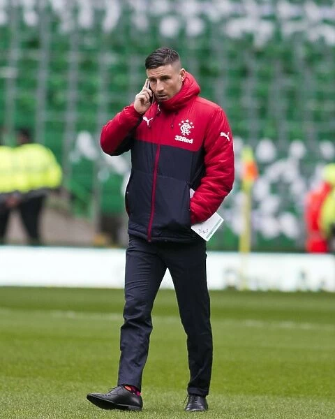 Rangers Michael O'Halloran Examines Celtic Park Pitch Before Celtic vs Rangers (Ladbrokes Premiership)