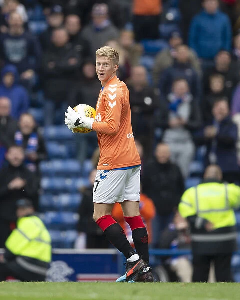 Rangers Ross McCrorie Steps Up: Ibrox Drama as McGregor is Red-Carded vs. Hibernian in Scottish Premiership