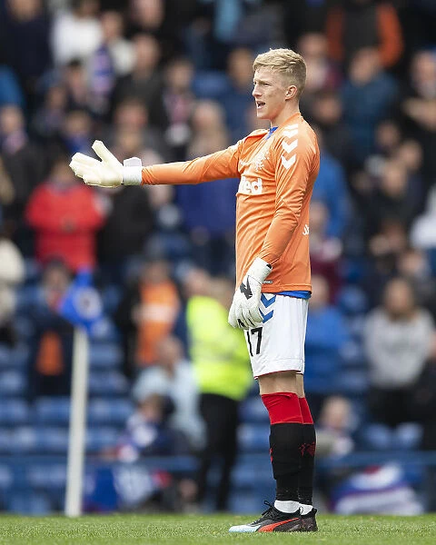 Rangers Ross McCrorie Takes Charge: Dramatic Moment as McGregor Is Dismissed in Rangers vs. Hibernian Scottish Premiership Clash