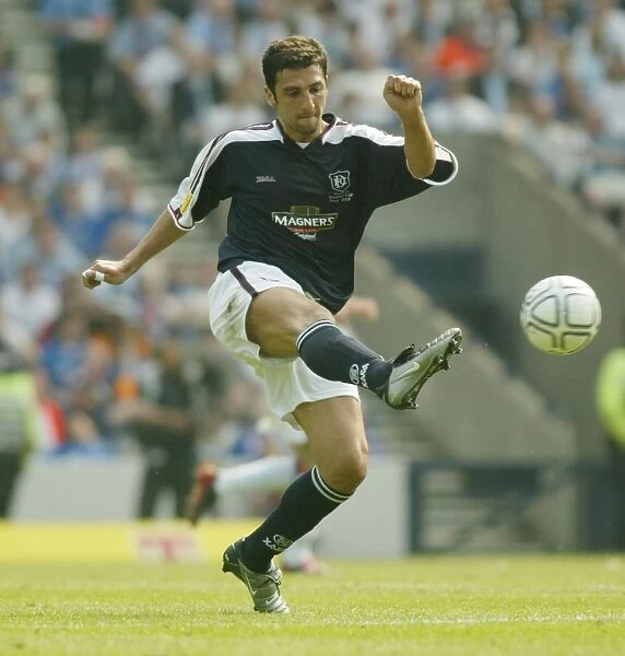 Rangers Secure 1-0 Win over Dundee (31 / 05 / 03)