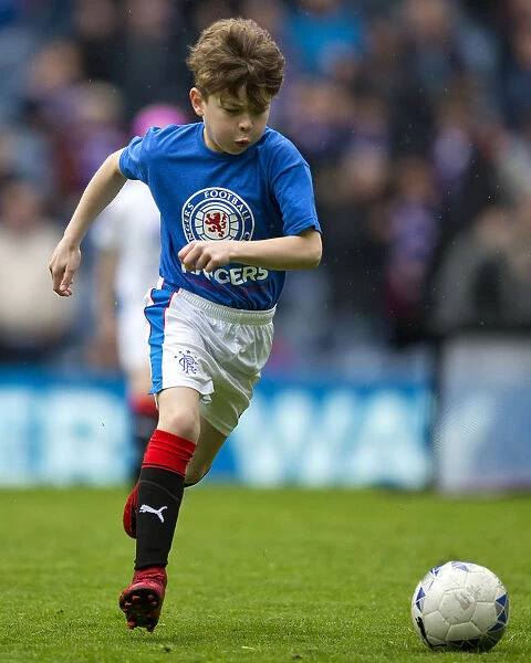 Rangers Soccer School Kids Wow Ibrox Fans with Halftime Performance