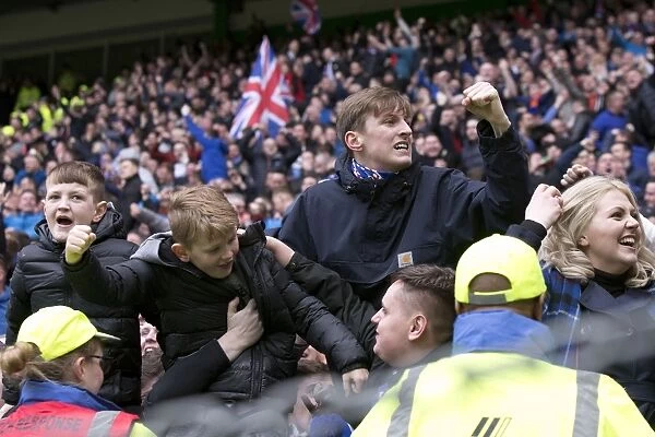 Rangers Thrilling Goal: Celtic Park Showdown - Rangers Fans Euphoria