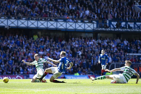 Scott Arfield Scores the Winner: Rangers vs Celtic, Scottish Premiership, Ibrox Stadium