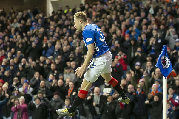 Scott Arfield's Thrilling Goal: Rangers vs Hearts in Scottish Premiership at Ibrox Stadium
