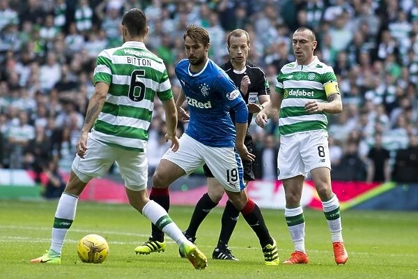Scott Brown vs. Niko Kranjcar: A Rivalry Moment in the Celtic vs. Rangers Ladbrokes Premiership at Celtic Park