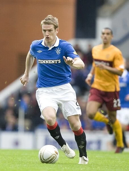 Steven Davis's Exultant Moment: Rangers 4-1 Motherwell in Scottish Premier League