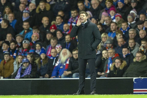 Steven Gerrard Leads Rangers Against Villarreal in Europa League at Ibrox Stadium