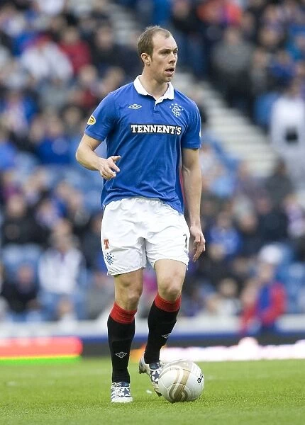 Steven Whittaker's Dominant Performance: Rangers 4-0 Saint Johnstone (Scottish Premier League) - Ibrox Stadium