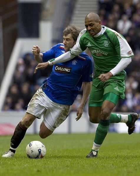 Thomson vs Zarabi: Rangers Victory Over Hibernian (2-1) in the Clydesdale Bank Premier League