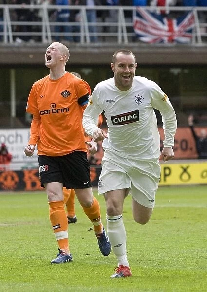 Thrilling Comeback: Kris Boyd Scores Rangers Equalizer Against Dundee United (1-2)