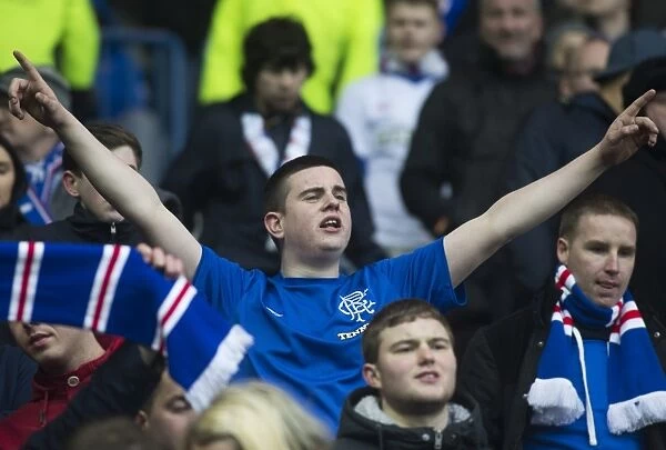 A Tight Battle at Ibrox: Rangers vs Annan Athletic - Unwavering Fan Support Amidst a 1-2 Deficit