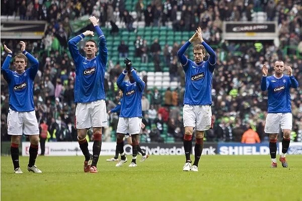 Unforgettable Sportsmanship: Celtic vs Rangers - A 1-1 Draw Celebrated with Respectful Applause from Players