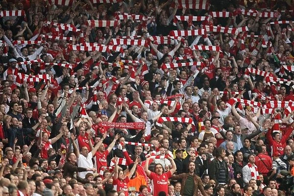 Arsenal Triumphs Over Villarreal 3-0 in UEFA Champions League Quarterfinals at Emirates Stadium, London, 2009