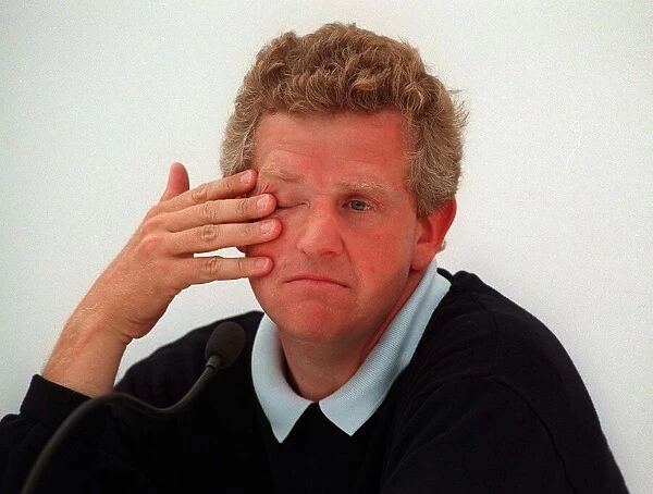 Colin Montgomerie Open Golf Championship 1999 Carnoustie looks tired after a days