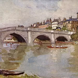 Richmond Bridge, SW London/Surrey. Date: 1916