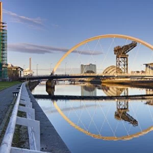 The Clyde Arc Bridge (Squinty Bridge), Glasgow, Scotland, United Kingdom, Europe