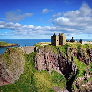 Aberdeenshire Jigsaw Puzzle Collection: Stonehaven