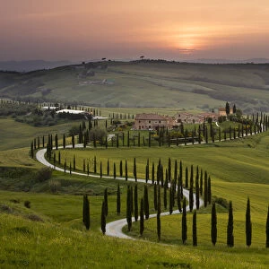 Sunset over the Agriturismo Baccoleno near Asciano in Tuscany, Italy, Europe