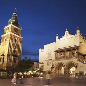 Town Hall Tower and Cloth Hall (Sukiennice) in Main Market Square (Rynek Glowny)