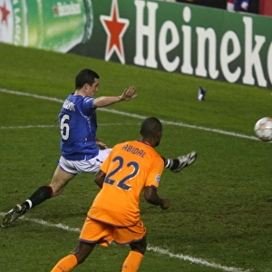Barry Ferguson's Missed Connection: Rangers vs. Barcelona, Champions League Group E, Ibrox - Rangers Star's Crucial Cross Goes Awry (No Credits)