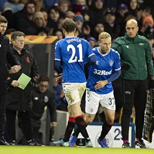 Rangers Scott Arfield Replaces Brandon Barker: Momentum Shifts in Rangers vs. FC Porto Europa League Clash at Ibrox Stadium (2-0)