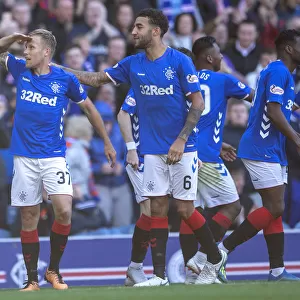Rangers: Scott Arfield's Euphoric Moment as He Scores the Winning Goal Against St. Johnstone - Ladbrokes Premiership, Ibrox Stadium