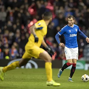 Rangers vs FC Porto: Borna Barisic in Action at Ibrox Stadium - Europa League Group G (2-0)