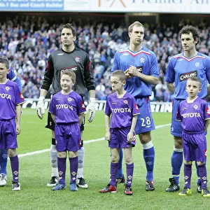 Rangers vs Fiorentina: Ibrox Mascots Epic 0-0 Showdown in UEFA Cup Semi-Final