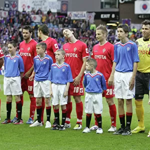 Rangers vs Fiorentina: United in UEFA Cup Semi-Final Battle - Ibrox Mascots