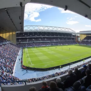 Scottish Premiership Rivalry: Rangers vs Hibernian at Ibrox Stadium - 2003 Scottish Cup Champions Face Off