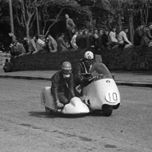 Loni Neussner & Toni Partridge (BMW) 1959 Sidecar TT
