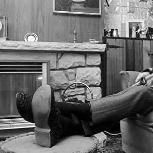 Glen Daly relaxing in his Glasgow home 1st June 1974