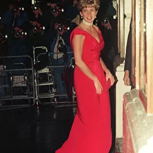 Princess Diana attends a performance of Simon Boccanegra