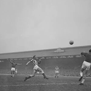 Sunderland v Cardiff 1962 / 63. Sunderlands Brian Clough in action against Cardiff at