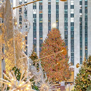 NYC, Rockefeller Center, Christmas Tree And Angels